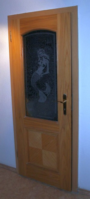 furnierte Innentür in Eiche, Füllung mit Kreuzfuge furniert, Eisblumenglas
